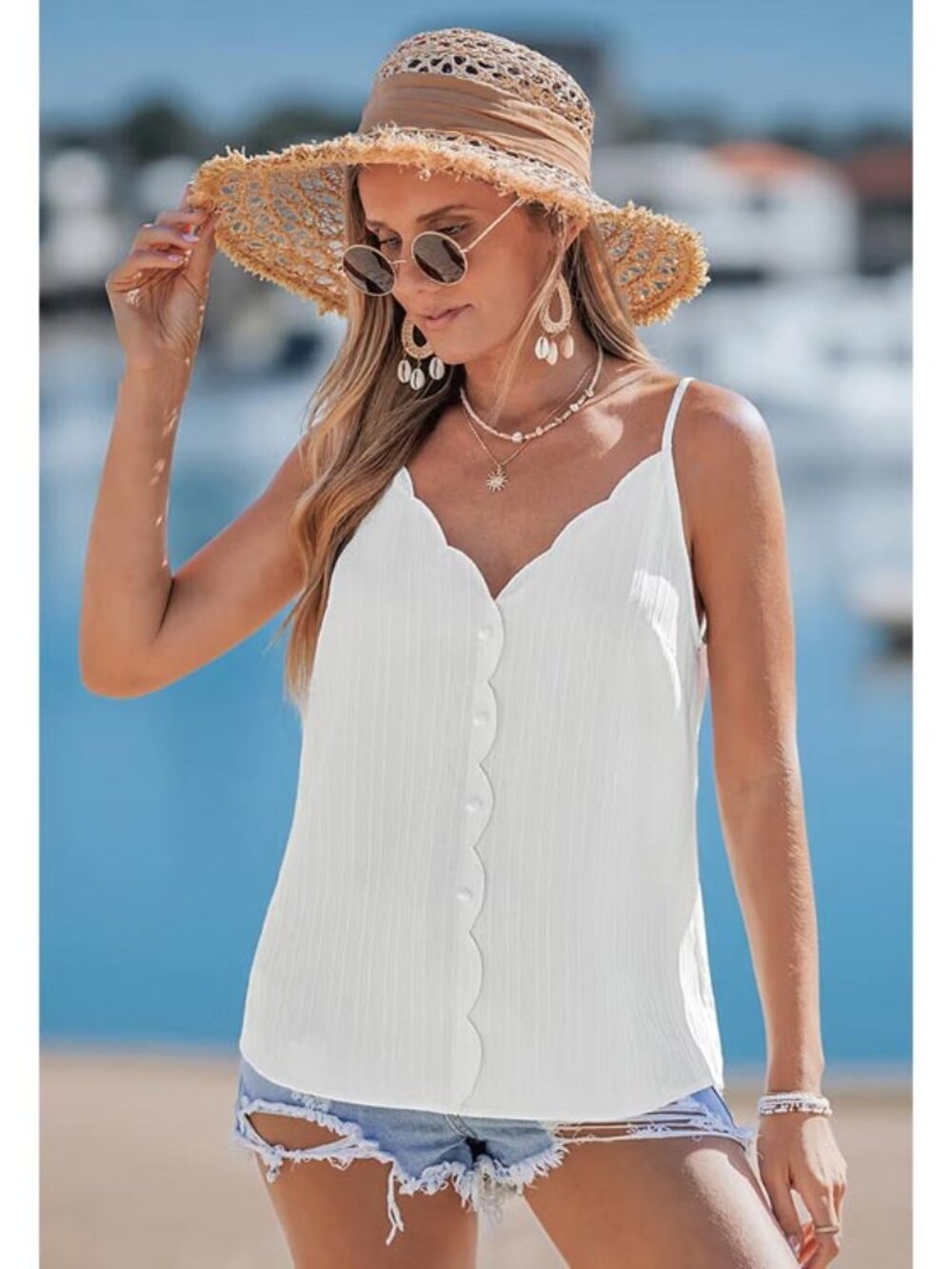 Cupshe Dainty Details White Top Scalloped V-Neck Sleeveless Tank Top, NWT Medium